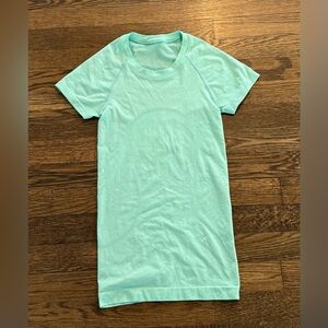 LULULEMON Swiftly Tech Short Sleeve Sleeve Tee